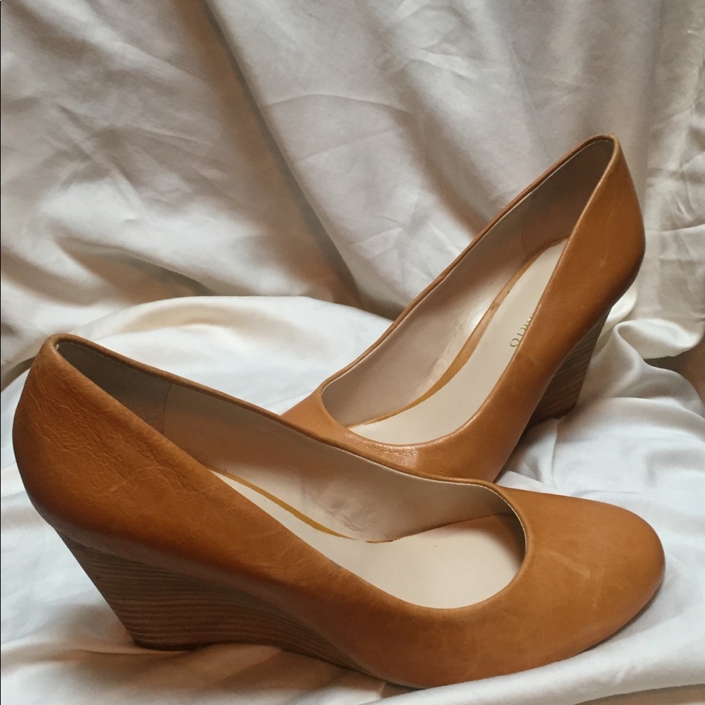 Mustard yellow wedge rounded 3 inch high heel